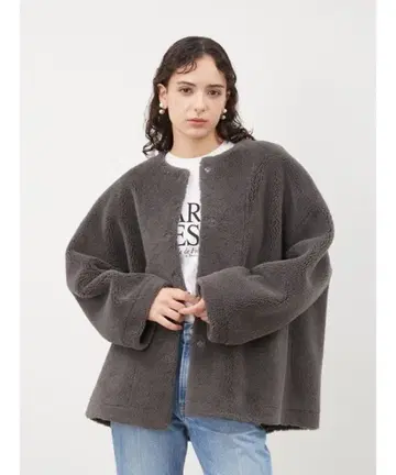 미라 오웬 코쿤 실루엣 숏 기장 보아 코트