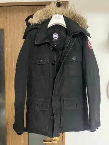 CANADA GOOSE 블랙 다운 자켓