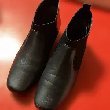 REGAL 블랙 가죽 부티