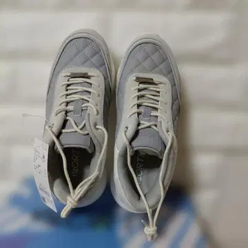 Right-on 퀼팅 디자인 스니커즈 38