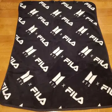 BTS x FILA 플리스 무릎담요
