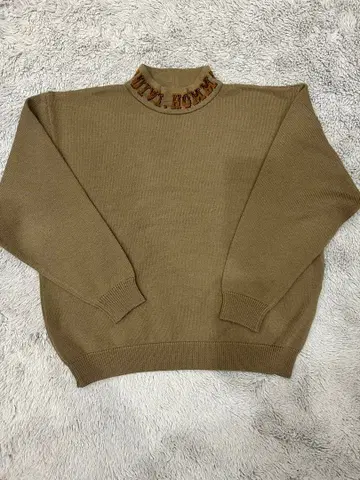 suivi. 스웨터 90s 빈티지 베이지