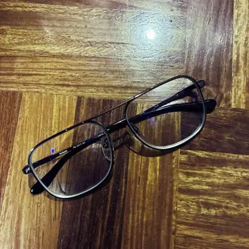 투 브릿지 안경