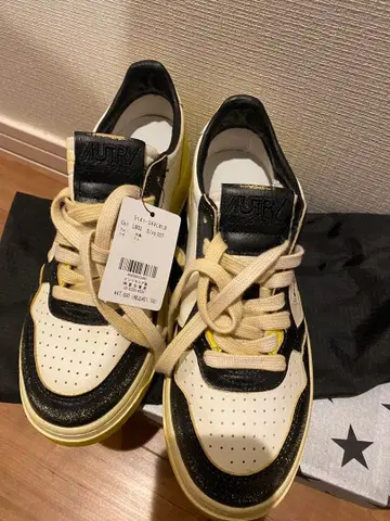 AUTRY 오토리 슈퍼 빈티지 슈퍼 빈티지 새상품