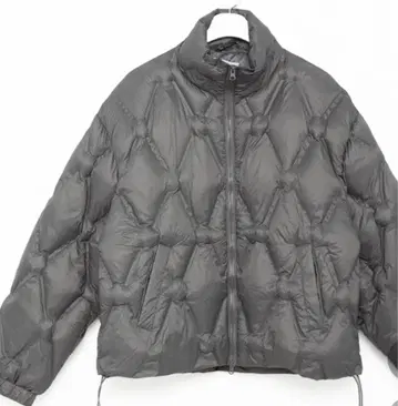 그레이 퀼팅 다운 자켓