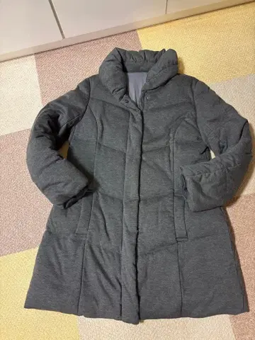 진한 그레이 센슈카이 벨메종 다운 자켓 M