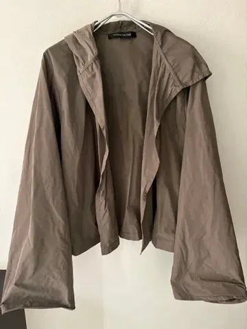 미즈이로 인드 후드 부착 가디건 새상품급