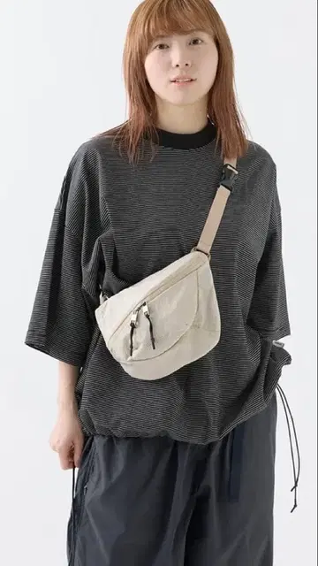 meltum 멜텀 미사용 ALWAYS BODY BAG 바디백