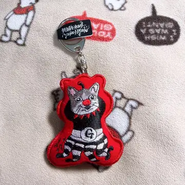 히구치 유코 자수 키링 스터브 군