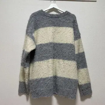 스트라이프 니트 스웨터