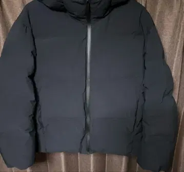 유니클로 심리스 다운 파카