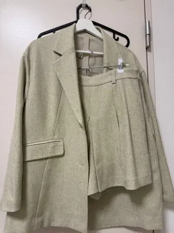 VIS 베이지 셋업 사이즈 F