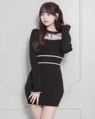 pium 튤 프릴 도리 니트 원피스