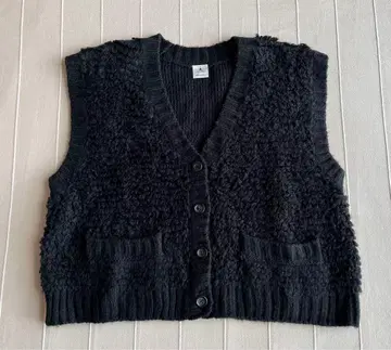 niko and - 블랙 니트 베스트