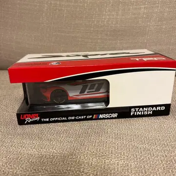 NASCAR 2019 토요타 수프라 1:24 다이캐스트 카