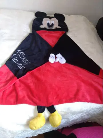 미키마우스 후드 부착 담요
