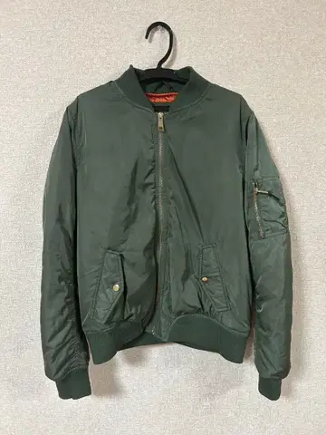 Bershka 올리브 그린 MA-1 자켓