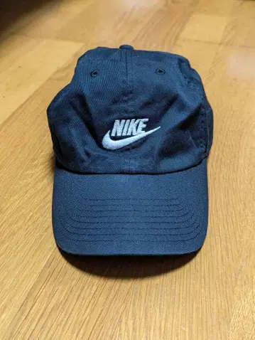 나이키 네이비 야구 모자