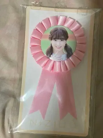 NiziU 미이히 1주년 로제트 캔 배지