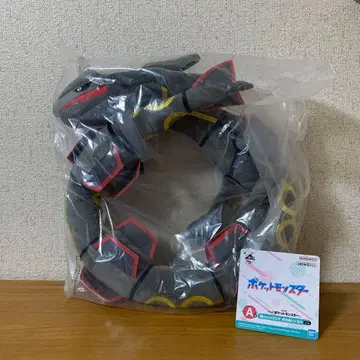제일복권 포켓몬스터 A상 블랙 레쿠자 안고 다니는 봉제 인형