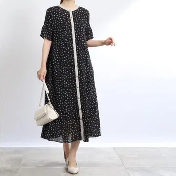 택 포함 새상품 미니 꽃무늬 올 패턴 롱 원피스 블랙 프론트 오픈 반팔