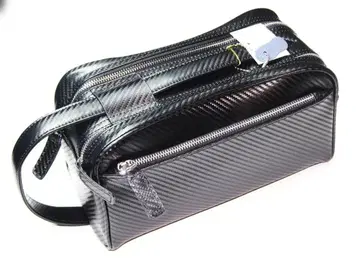 새상품 배송비 포함 소가죽 카본 가죽 트리플 지퍼 모델 세컨드 백