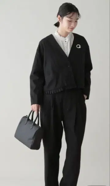 natural by clip 노카라 자켓 x 턱 테이퍼드 팬츠