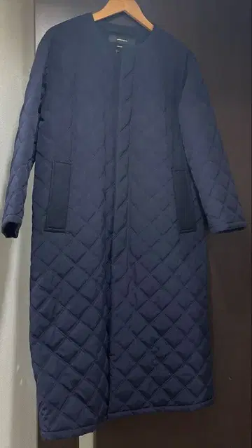 저널 스탠다드 네이비 퀼팅 롱 코트