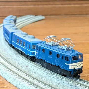 B 트레인 [ EF58 전기 기관차와 12계 여객차 4량 ]