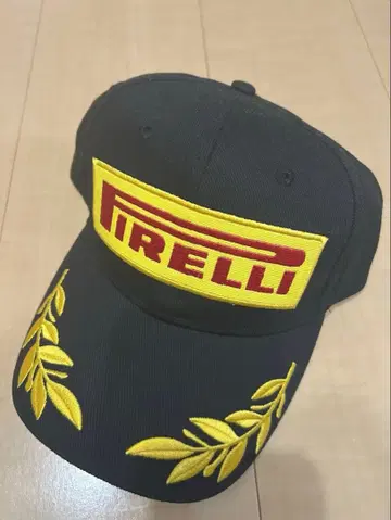새상품 Pirelli 블랙 캡