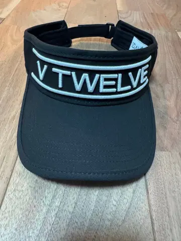 [V12] 블랙 바이저