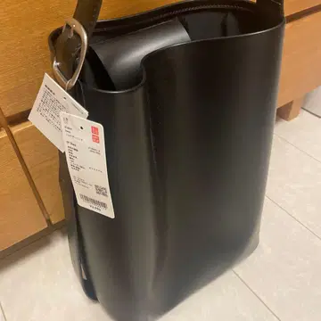 UNIQLO 블랙 토트백