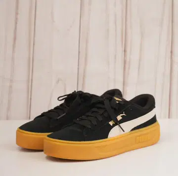 새상품급 PUMA SMASH PLATFORM V3 SD 23.5cm