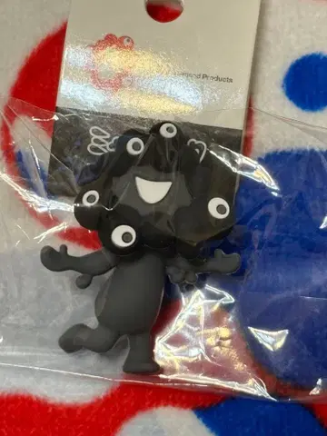 블랙 미야쿠미야쿠 PVC 마스코트 키링 미야쿠미야쿠 B