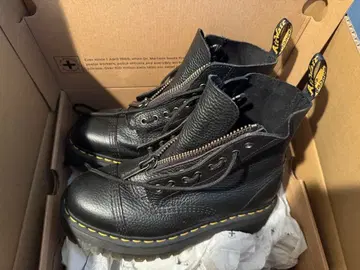 닥터마틴 정글 부츠 UK7 26cm EU41