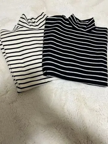 하프넥 보더 T셔츠