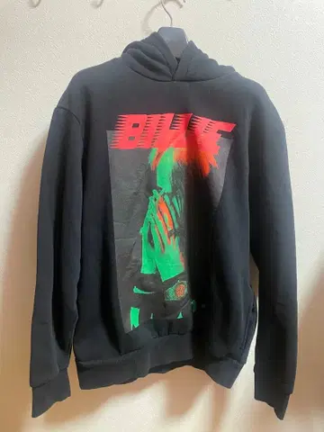 [ 초레어 ] Billie Eilish x Bershka 콜라보 후드티