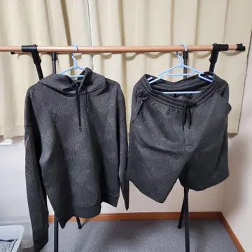 Armani 다크 그레이 후드 부착 트레이닝복