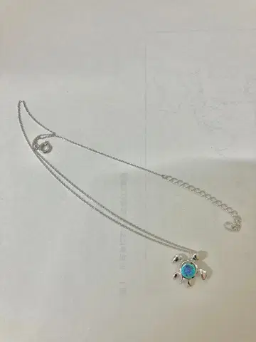 거북이 모양 실버 목걸이