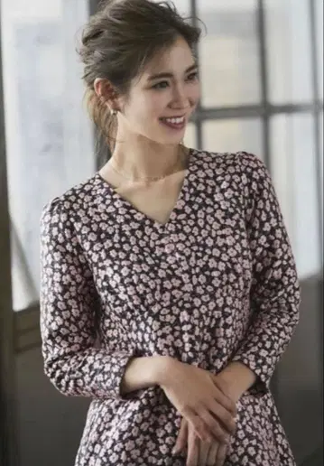 SEVENTEN 세븐텐 작은 꽃 자카드 원피스 핑크