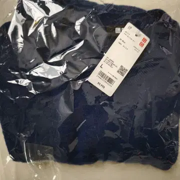 [ 새상품급 ] UNIQLO 캐시미어 크루넥 스웨터 택 포함