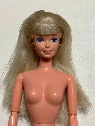 빈티지 바비 인형 본체 금발 장발 파란 눈