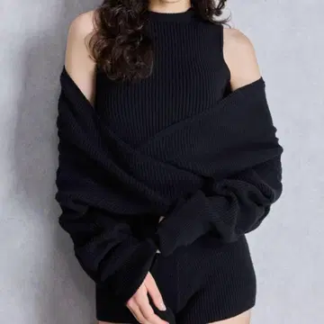 [ 24시간 이내 발송 ] gyda 암 개더 레이어 니트 올인원