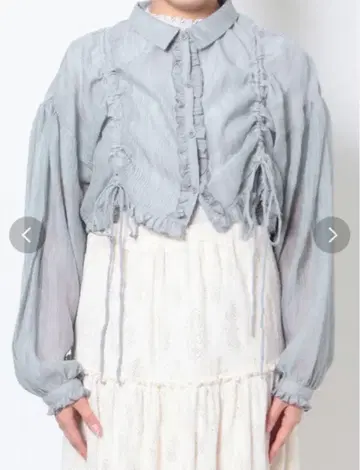 메리제니 시어 드로스트 숏 블라우스 블루