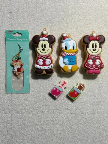 디즈니 크리스마스 오너먼트 더피 스트랩 지우개 세트