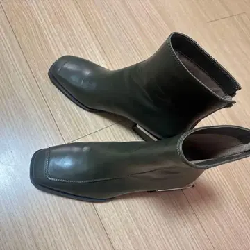 올리브 그린 가죽 블록 힐 부츠 230