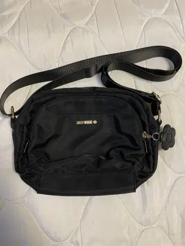 MARY QUANT 나일론 슬링 데이지 블랙 숄더백