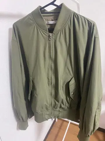 BEAUTY&YOUTH 점퍼 올리브