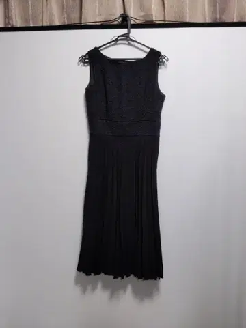 BALLSEY 블랙 슬리브리스 원피스 38