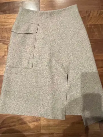 ADAM ET ROPE 그레이 타이트 스커트